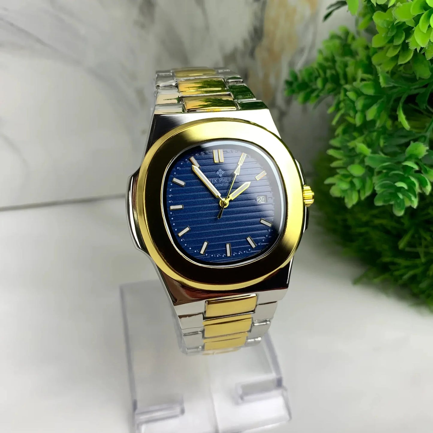 Patek Philippe Nautilus | SGW655 – 35mm – Quartz Movement