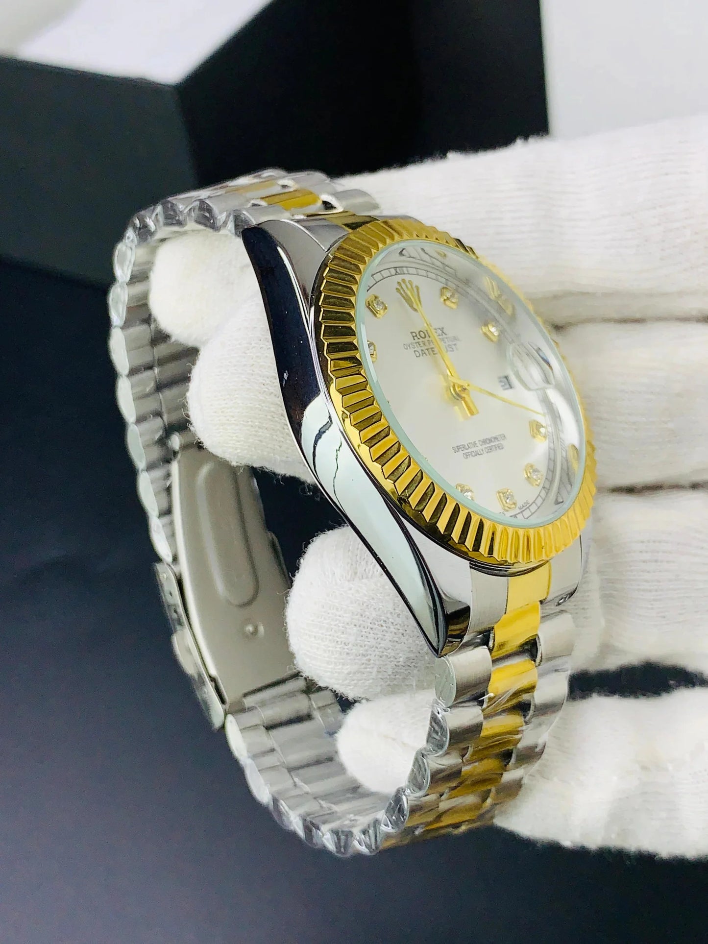 RLX Stone Model (White) – Shine Watch